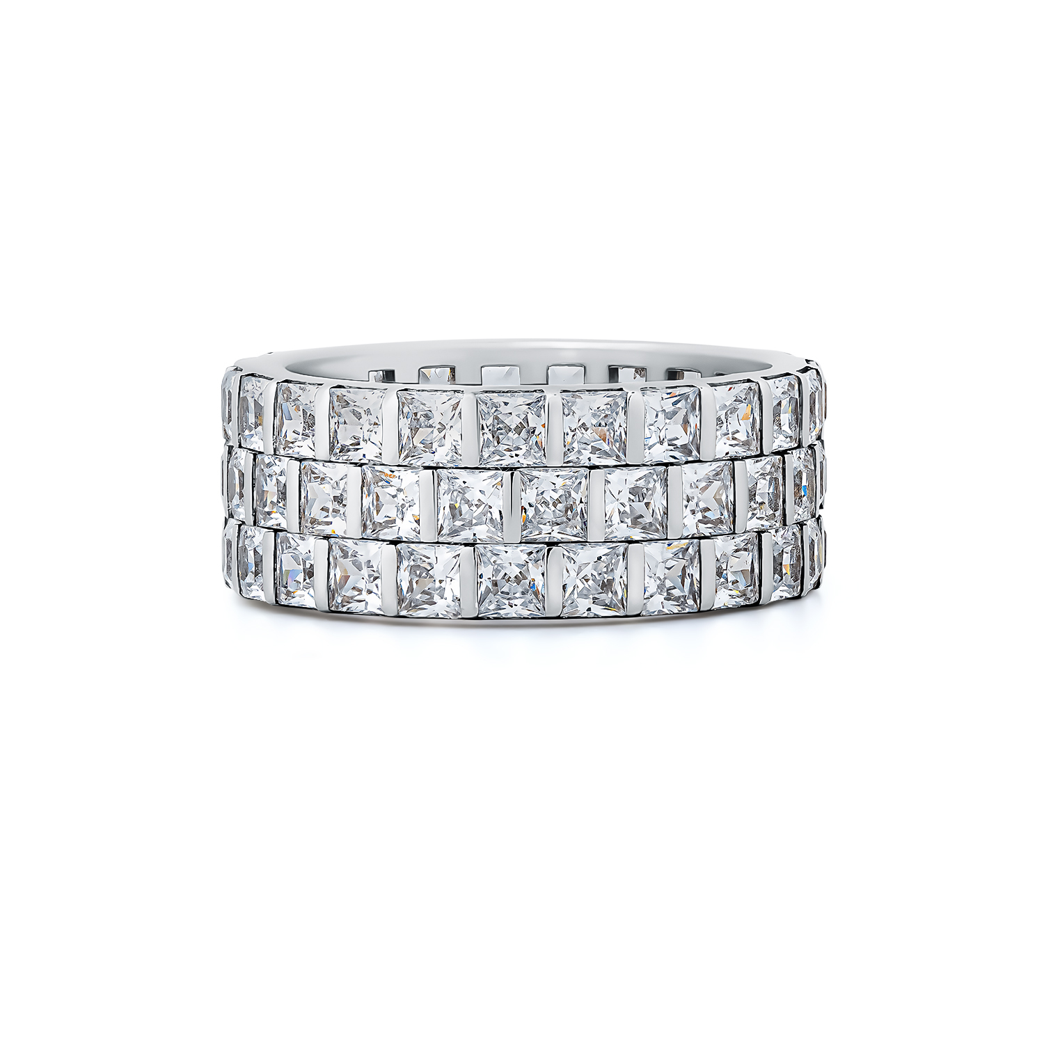 Кольцо из серебра с камнями Фианит