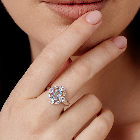 Inel din argint  cu pietre Cubic Zirconia Incolor, Topaz albastru