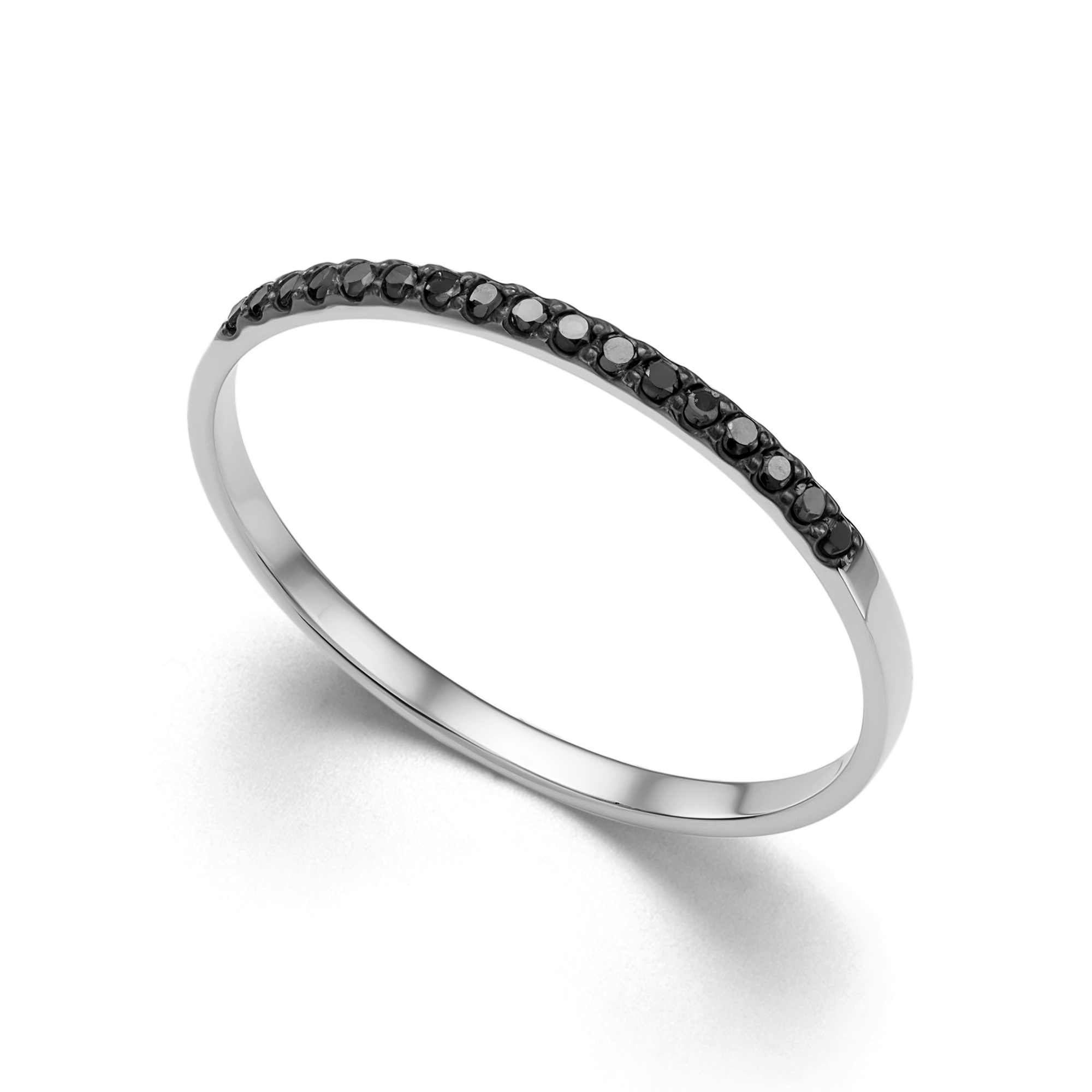 Кольцо из белого золота с камнями Черный бриллиант