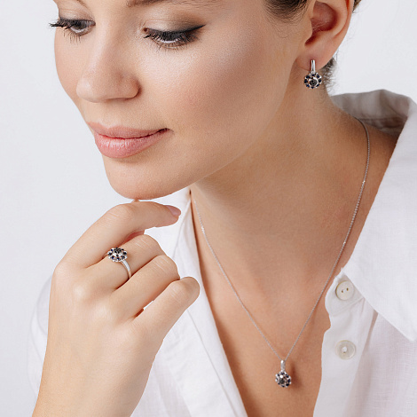 Inel din aur alb cu pietre Diamant negru, Safir