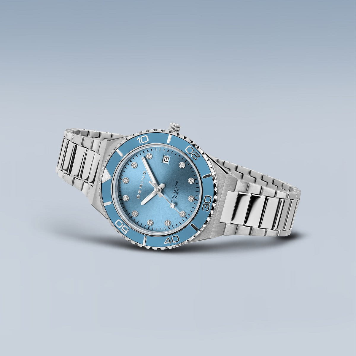 Часы BERING с камнями Swarovski