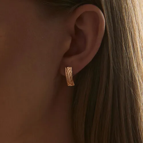 Серьги из красного золота без камней