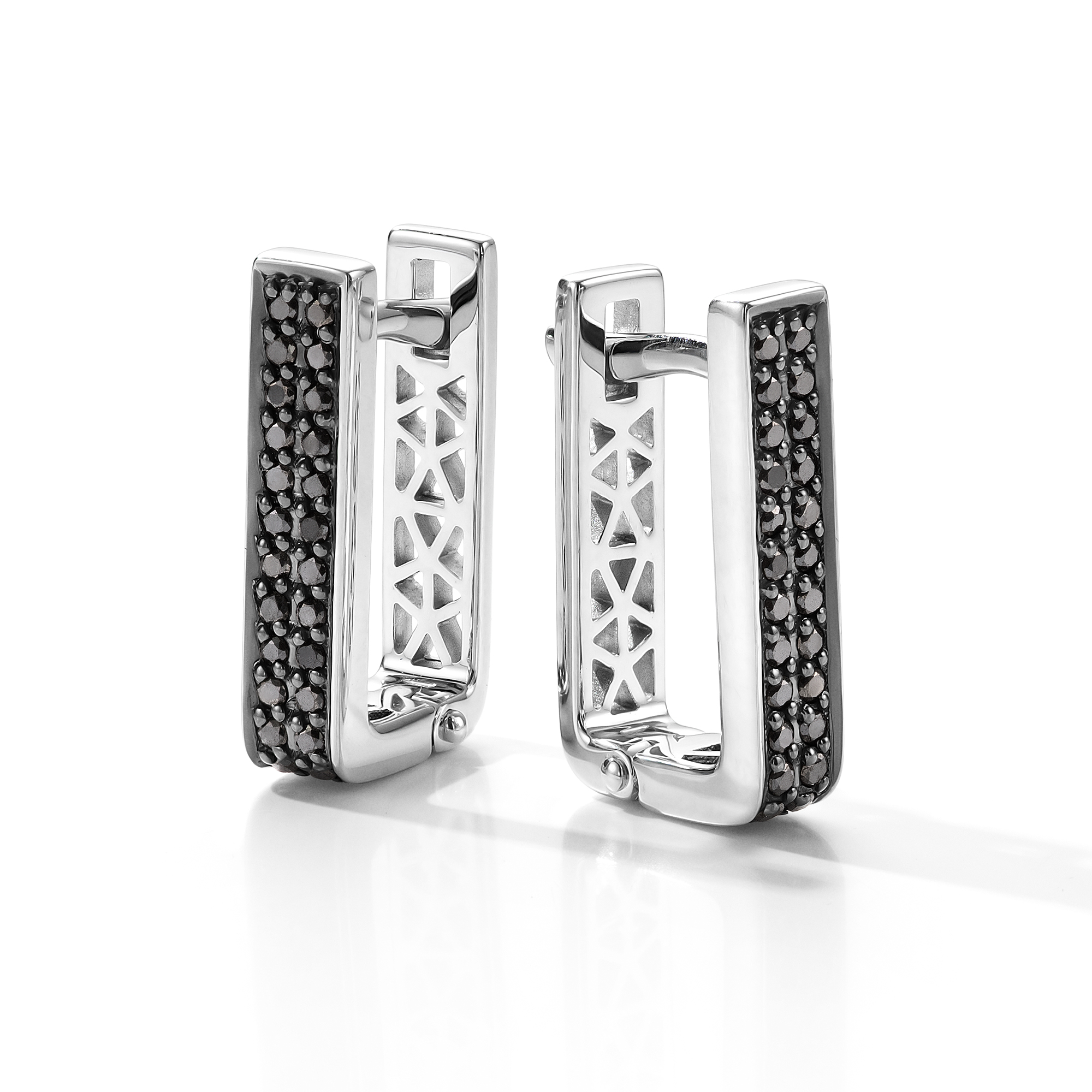 Серьги из белого золота с камнями Черный бриллиант