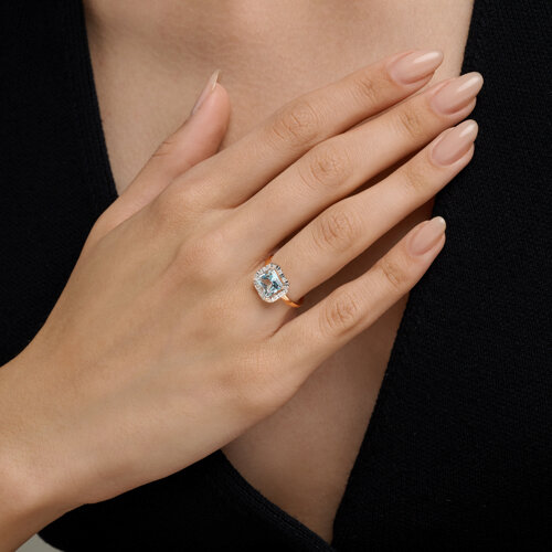 Кольцо из красного золота с камнями Бриллиант, Топаз голубой