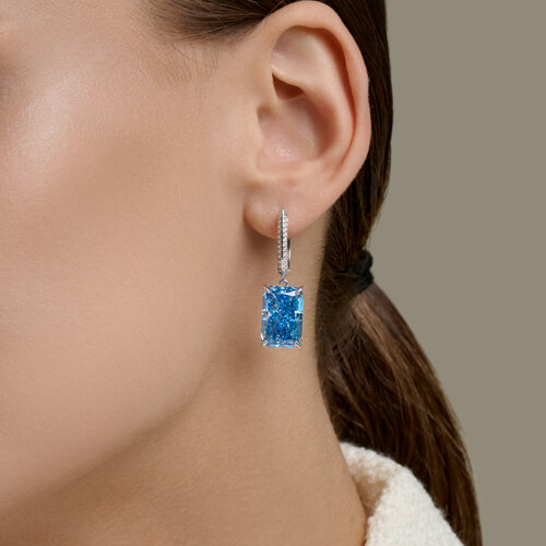 Серьги Длинные из серебра с камнями Фианит, Фианит Синий