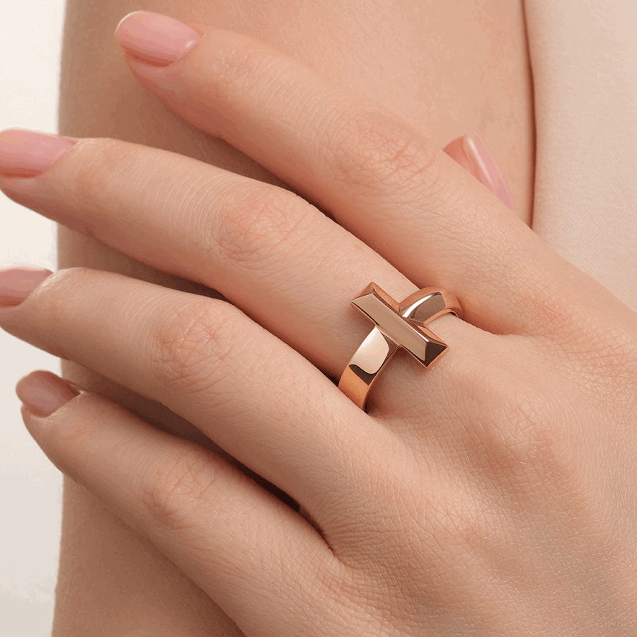 Inel din aur roșu fără pietre