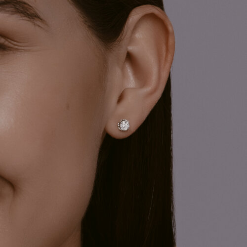 Cercei Pusete din aur alb cu pietre Diamant