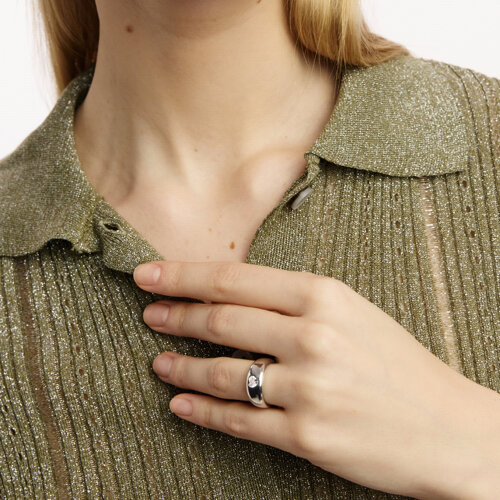 Кольцо из серебра с камнями Фианит