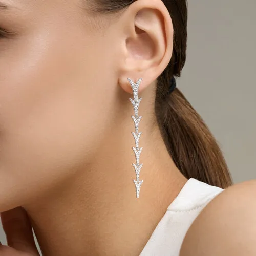 Серьги Длинные из серебра с камнями Фианит