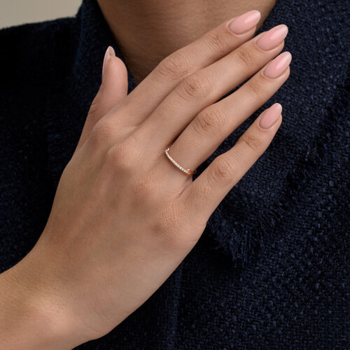 Кольцо из красного золота с камнями Бриллиант