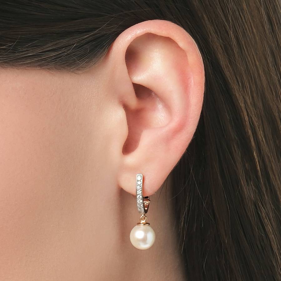 Cercei Suspendați din aur roșu cu pietre Diamant, Perla Albă