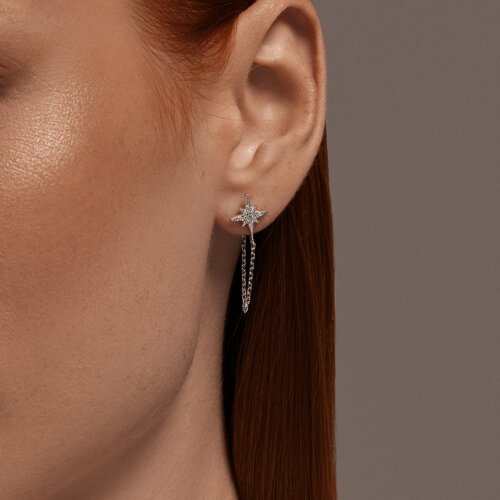 Серьги из серебра с камнями Фианит