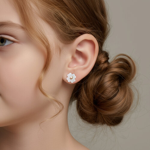 Серьги Пусеты из красного золота с камнями Бриллиант, Перламутр белый