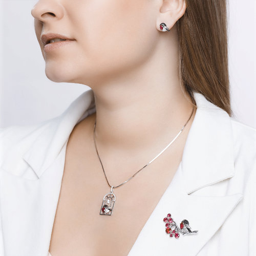 Серьги Пусеты из серебра с камнями Фианит, Фианит Чёрный и Корунд в цвете рубина