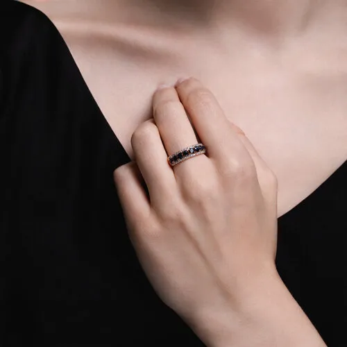 Inel din aur roșu cu Diamant, Safir