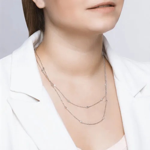 Колье из серебра с камнями Фианит