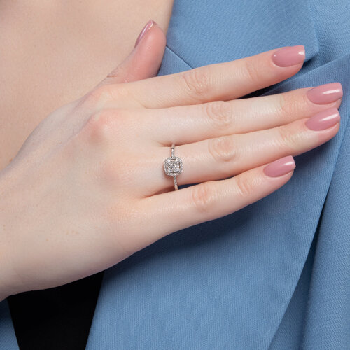 Кольцо из белого золота с камнями Бриллиант