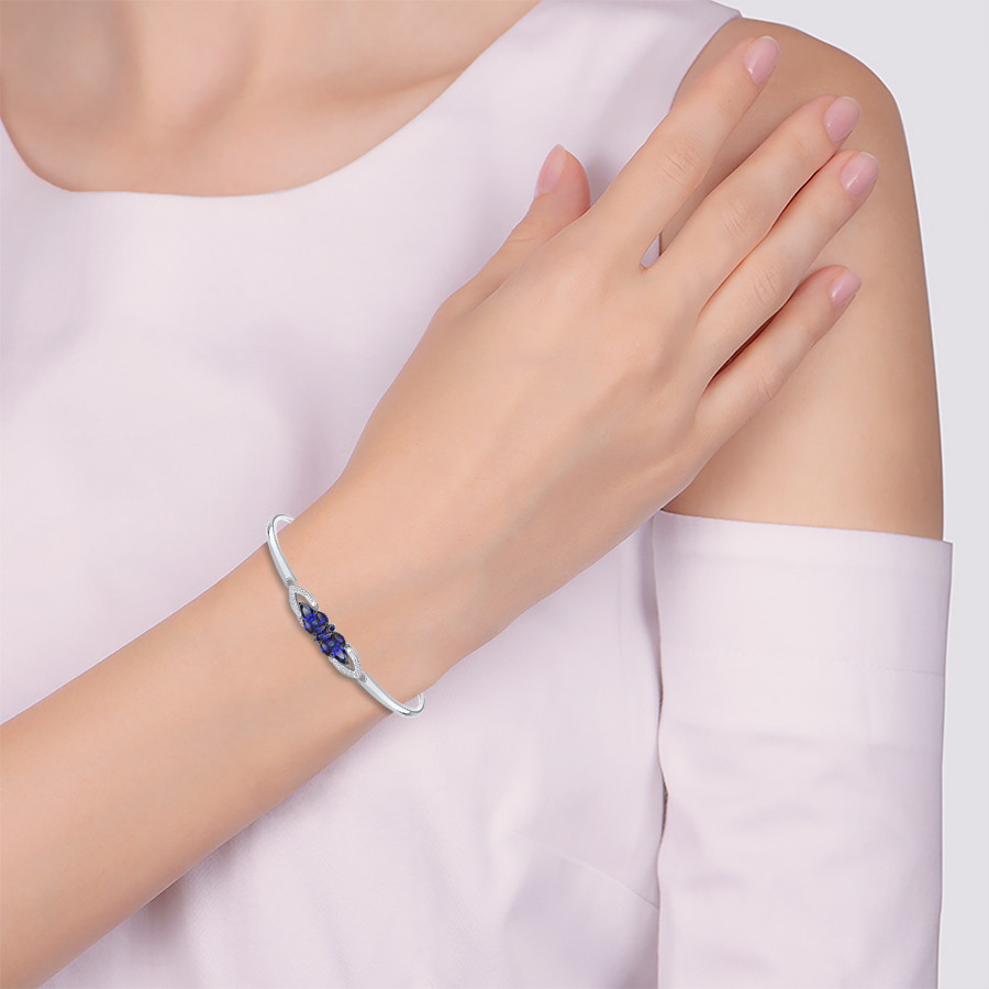 Браслет из белого золота с камнями Бриллиант, Сапфир