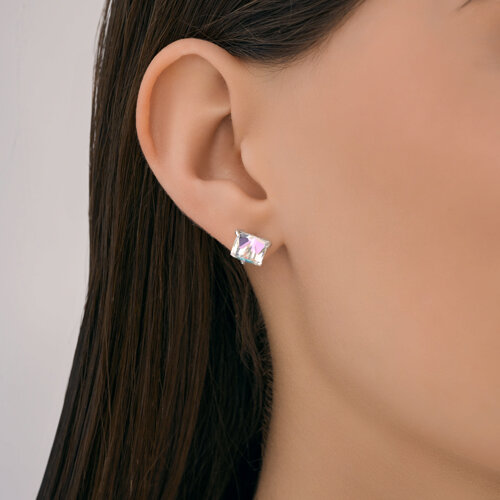 Серьги Пусеты из серебра с камнями  Swarovski Zirconia розовый