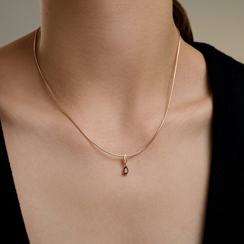 Pandantiv din aur roșu cu pietre Diamant, Granat