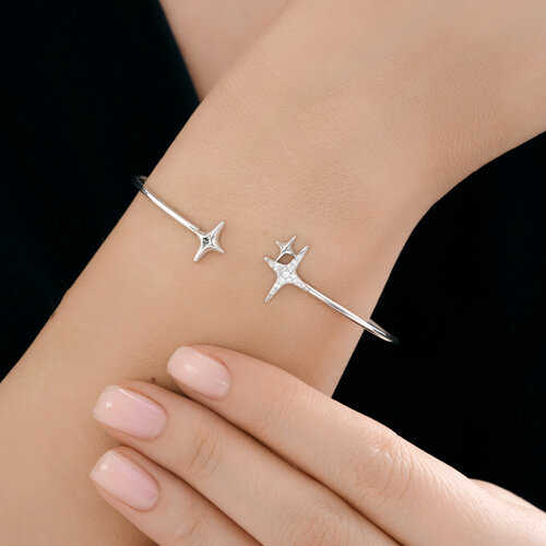 Браслет из белого золота с камнями Бриллиант