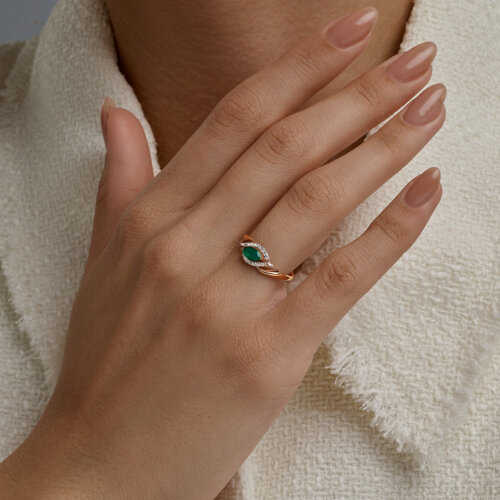 Кольцо из красного золота с камнями Фианит, Агат зеленый