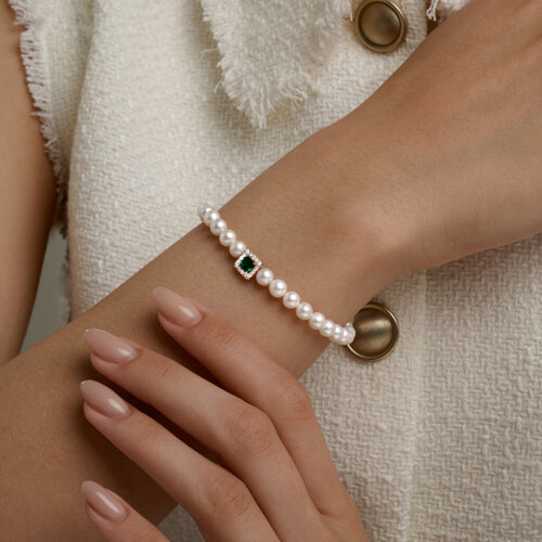 Браслет из красного золота с камнями Сапфир бесцветный, Изумруд гидротермальный и Жемчуг белый