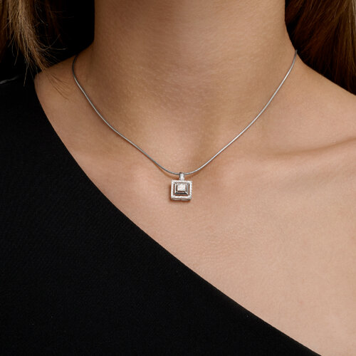 Pandantiv din aur alb cu pietre Diamant