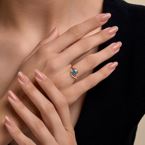 Кольцо из красного золота с камнями Бриллиант, Топаз Swiss