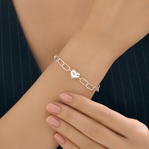 Браслет Love из серебра без камней