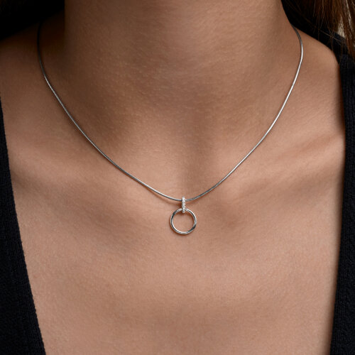 Pandantiv din aur alb cu pietre Diamant