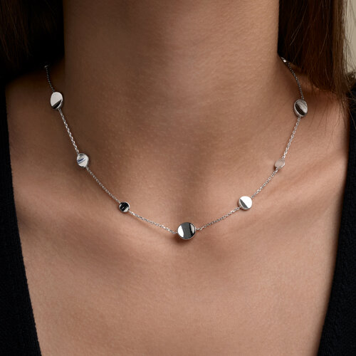 Колье из серебра без камней