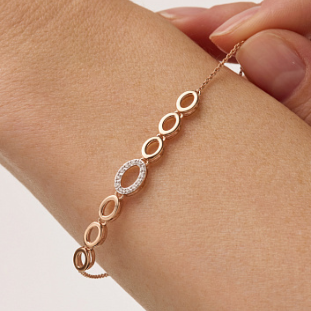 Браслет из красного золота с камнями Бриллиант