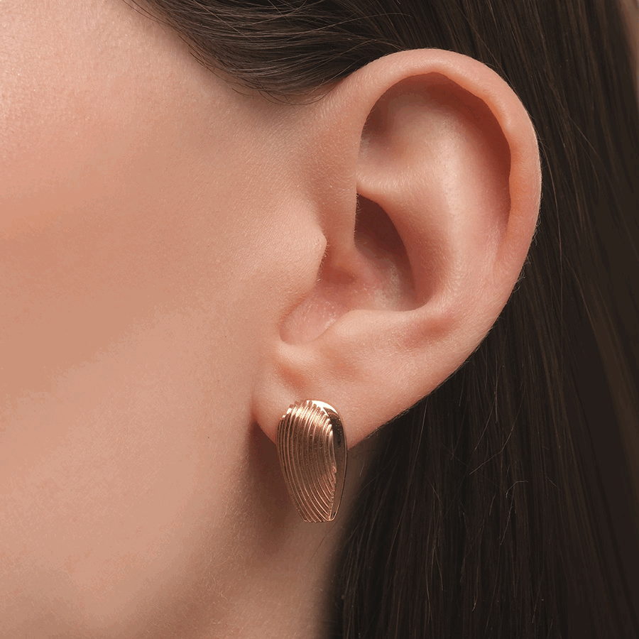 Серьги из красного золота без камней