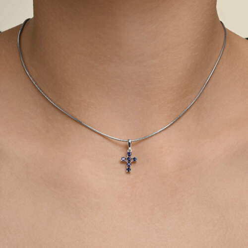 Cruce din argint cu Safir
