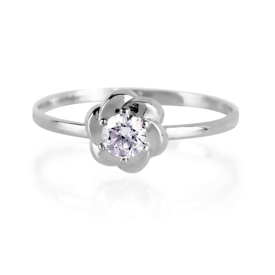 Кольцо из белого золота с камнями Фианит