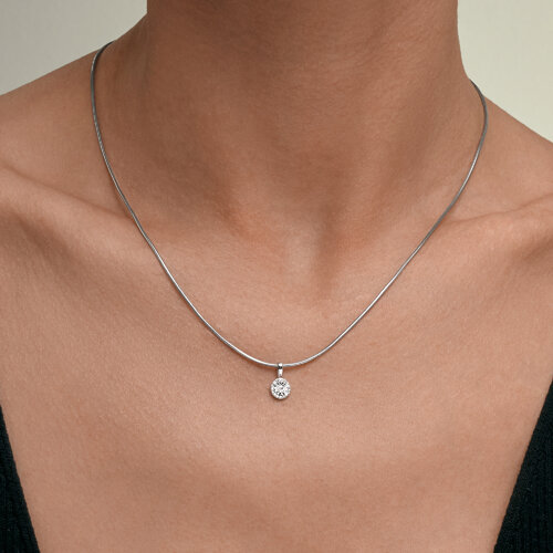 Подвеска из белого золота с камнями Бриллиант