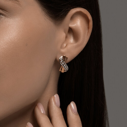 Серьги из красного золота без камней