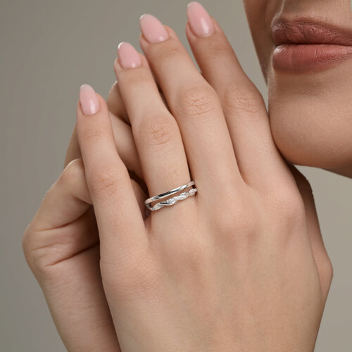 Inel din aur alb cu pietre Diamant