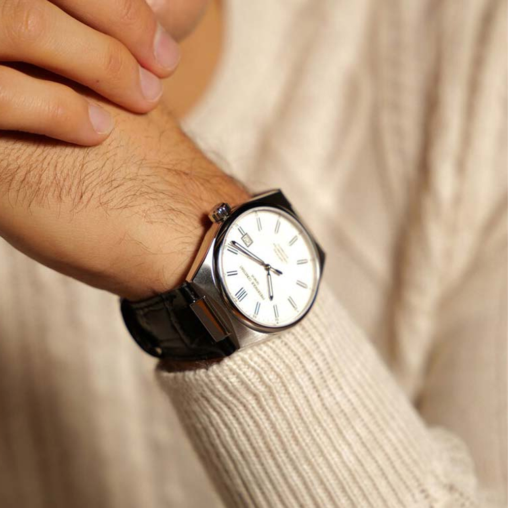 Часы FREDERIQUE CONSTANT Highlife Automatic Cosc