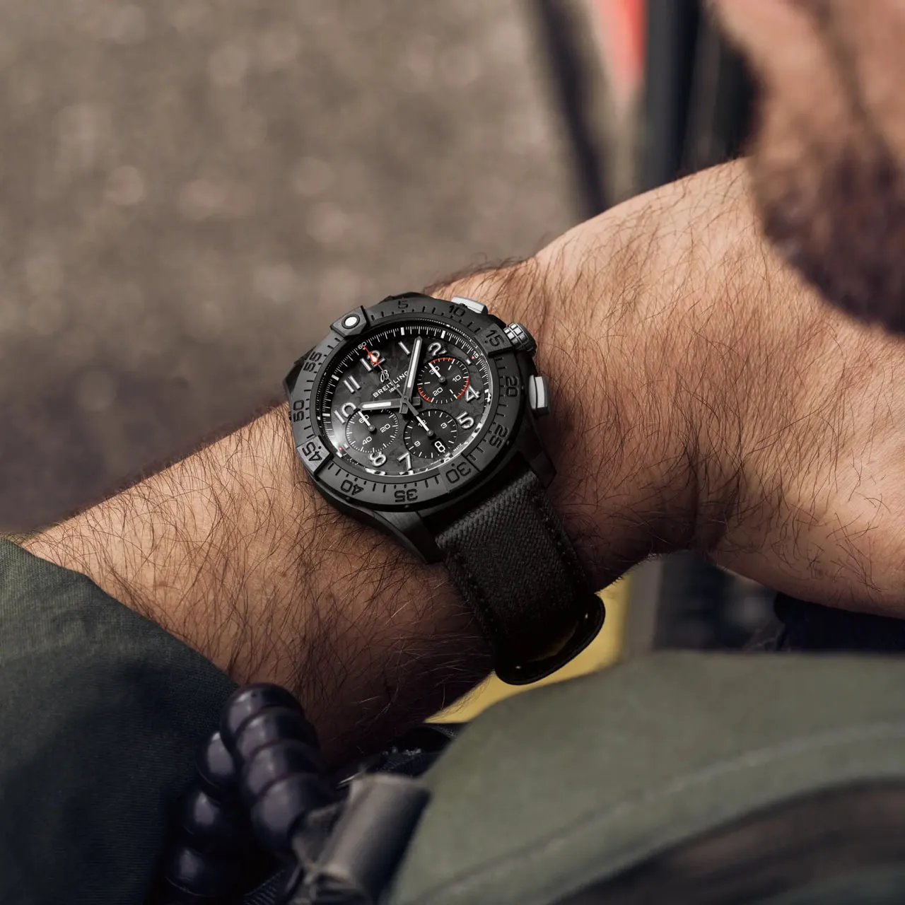 Ceas BREITLING Avenger B01 Chronograph 44 Night Mission