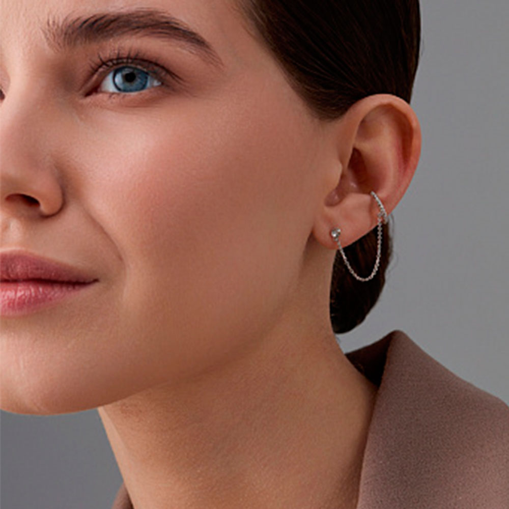 Серьга Одиночная из белого золота с камнями Бриллиант