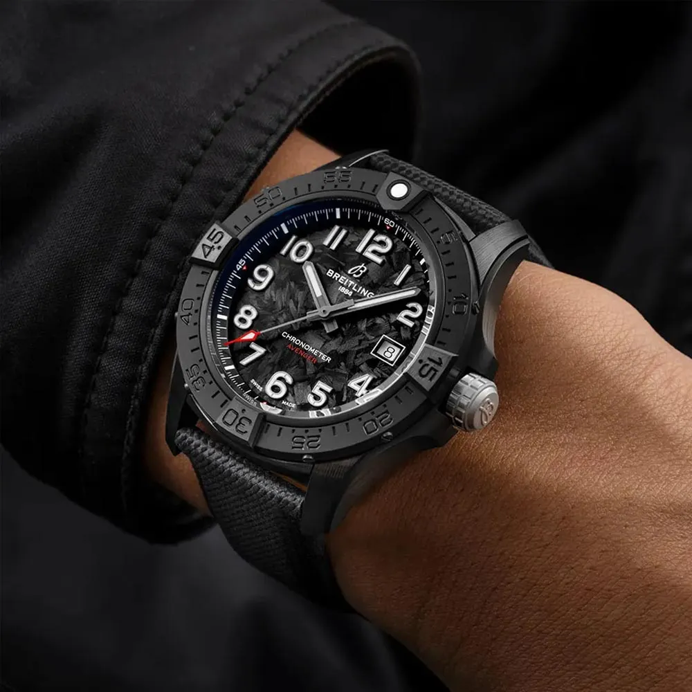 Ceas BREITLING Avenger Automatic 42 Night Mission