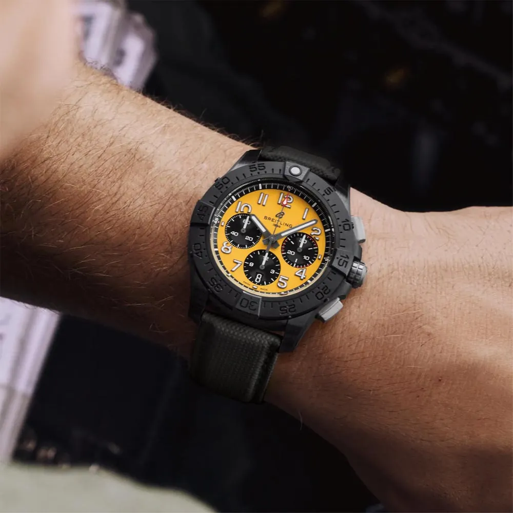 Ceas BREITLING Avenger B01 Chronograph 44 Night Mission