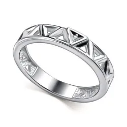 Кольцо из серебра с камнями Бриллиант