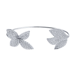 Браслет из серебра с камнями Фианит, Металлический стержень