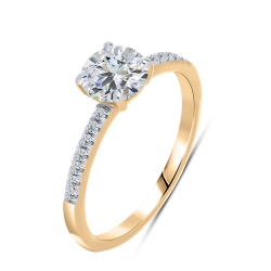 Кольцо из красного золота с камнями Выращенный бриллиант