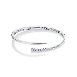 Браслет из белого золота с камнями Бриллиант