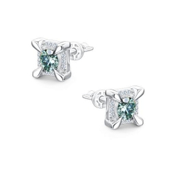 Серьги Пусеты из серебра с камнями Фианит,